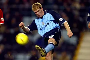 Images Dated 2003: Coventry City vs Sunderland: A Fight in Division One (08-12-2003)