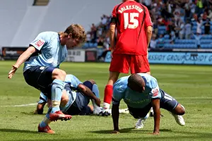 Images Dated 2009 August: Coventry City's Clinton Morrison Scores Second Goal vs