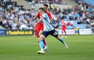 Images Dated 19th September 2015: Coventry Citys Ryan Kent