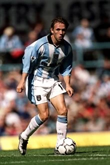 Images Dated 19th August 2000: Craig Bellamy's Strike: Coventry City vs. Middlesbrough (Premier League, August 19, 2000)