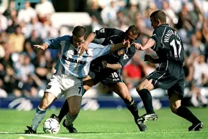 Images Dated 2000: David Thompson's Determined Stand: Coventry City vs. West Ham United (23-09-2000)