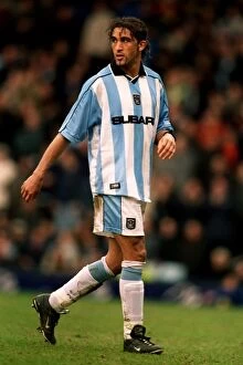 31-03-2001 v Derby County Collection: Determined Moustapha Hadji Leads Coventry City Against Derby County in FA Carling Premiership