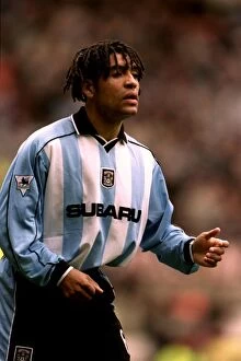 14-04-2001 v Manchester United Collection: Determined Richard Shaw at Old Trafford: Coventry City vs Manchester United