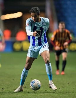 Images Dated 10th March 2015: Dominic Samuel Scores the Winning Goal for Coventry City against Bradford City in Sky Bet League