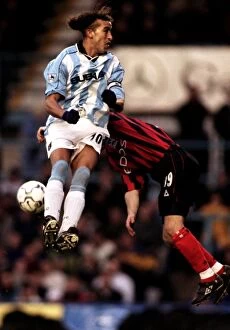 Images Dated 1st January 2001: FA Carling Premiership - Coventry City v Manchester City