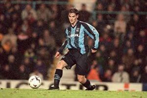 Images Dated 28th December 1997: FA Carling Premiership Showdown: Coventry City vs Manchester United - Willie Boland's Battle