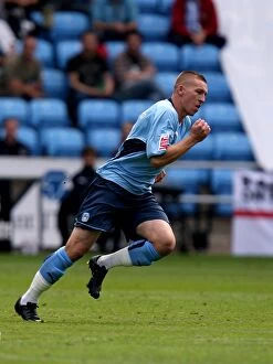 09-08-2009 v Ipswich Town Collection: Freddy Eastwood's Stunning Goal for Coventry City Against Ipswich Town (Championship 2009)