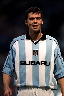 Images Dated 19th August 2000: Gary Breen in Action: Coventry City vs. Middlesbrough, FA Carling Premiership (19-08-2000)