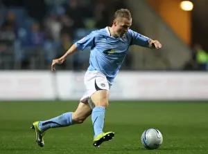 Images Dated 2010 October: Gary McSheffrey of Coventry City vs Cardiff City in Npower Championship Match at Ricoh Arena (19-10-2010)