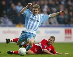 Images Dated 28th January 2006: Gary McSheffrey vs. Lee Cattermole: A FA Cup Battle at Ricoh Arena (2006)