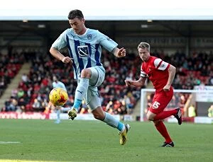Images Dated 1st November 2014: Gary McSheffrey's Set-Up: Coventry City's First Goal Against Leyton Orient in Sky Bet Championship