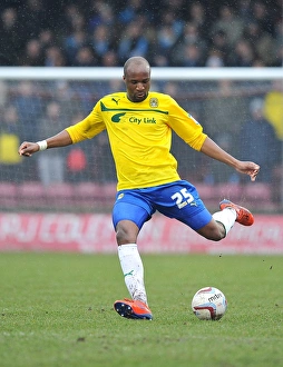 Images Dated 2013 March: Glanford Park Showdown: Coventry City vs Scunthorpe United (William Edjenguele)