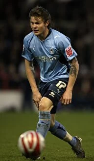 Images Dated 28th December 2009: Gunnarsson in Action: Coventry City vs. Nottingham Forest, Championship 2009
