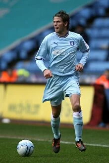 Images Dated 21st January 2012: Hreidarsson in Action: Coventry City vs Middlesbrough, Npower Championship (21-01-2012), Ricoh Arena