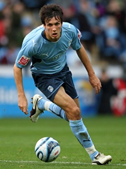 Images Dated 2009 October: Jack Cork in Action: Coventry City vs Reading, Championship 2009 at Ricoh Arena