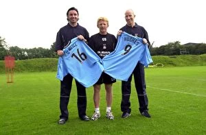 Keith O Neill and Lee Hughes with manager Gordon Strachan