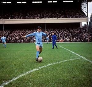 Vintage Action Collection: League Division One - Arsenal v Coventry City - Highbury