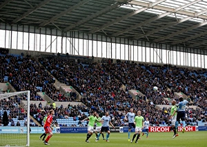 Marc Antoine Fortune Charges Towards Goal: Coventry City vs Sheffield United, Sky Bet League One, Ricoh Arena