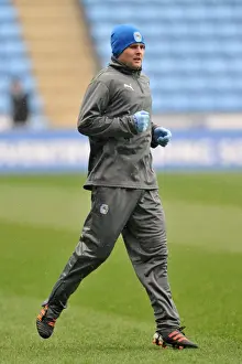 Images Dated 2012: Oliver Norwood in Action: Coventry City vs Ipswich Town