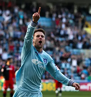 Oliver Norwood's Brilliant Strike: Coventry City's Second Goal vs. Portsmouth (Npower Championship, 2012)