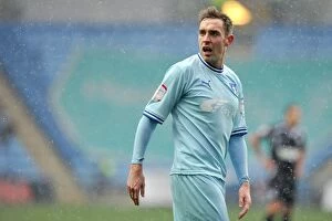 Images Dated 4th February 2012: Richard Keogh in Action for Coventry City vs Ipswich Town, Npower Championship (04-02-2012)
