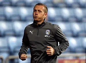Images Dated 2011 November: Sammy Clingan in Focus: Pre-Match Warm-Up at Ricoh Arena (vs Cardiff City)