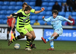 Images Dated 2013 February: Stephen Elliott's Shot at Glory: Coventry City vs Yeovil Town